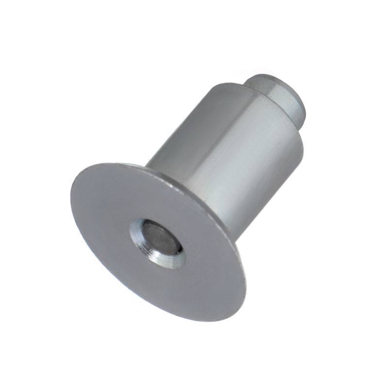 Riveting and assembling iron core-1